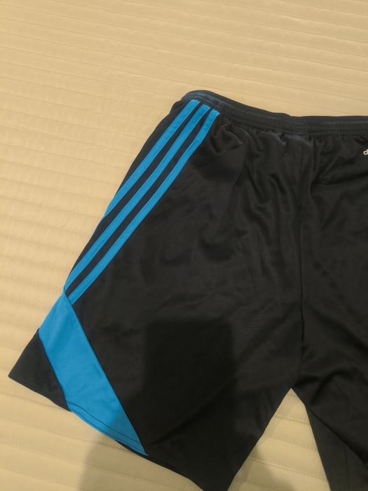 Calções adidas S