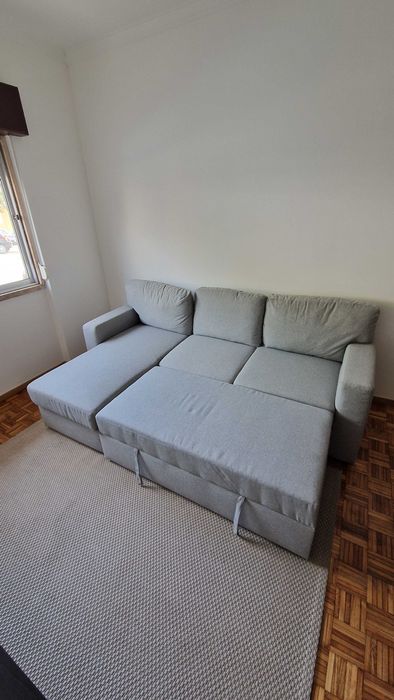 Sofá-cama IKEA FRIHETEN com chaise longue e arrumação - cinzento claro