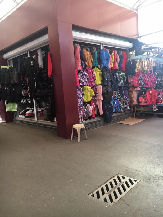 Продається торговий павільйон (маф) на центральному ринку.