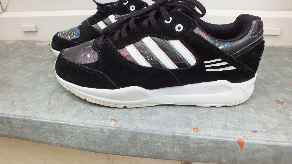 Super buty sportowe marki Adidas skóra w roz 39 1/3