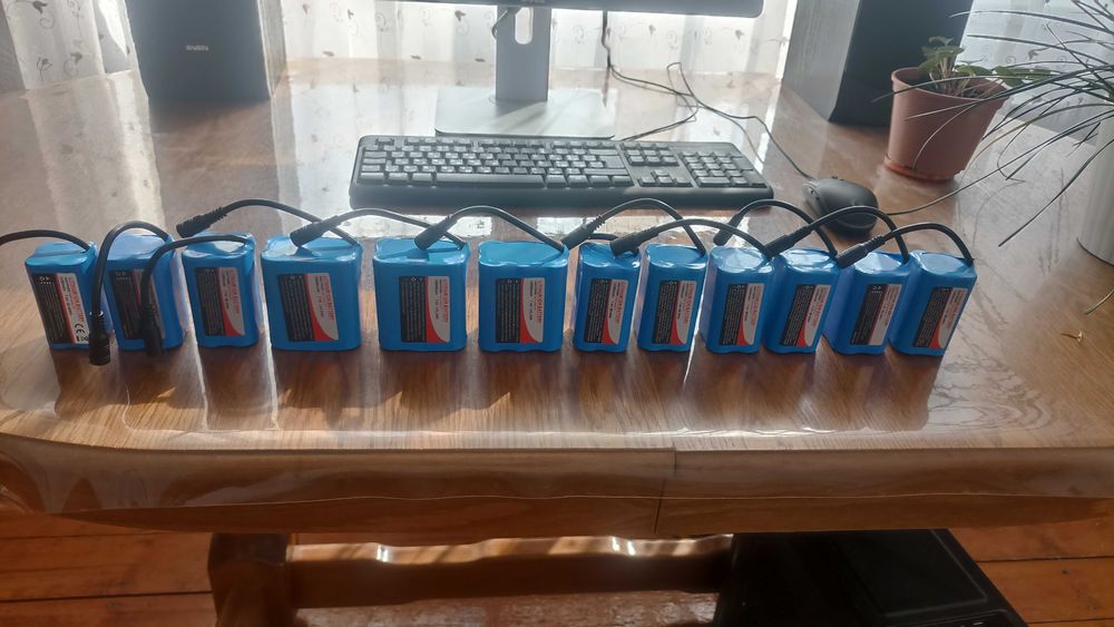 Продам нові прикормочні кораблики Flytec