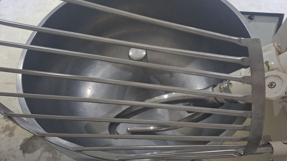 Amassadeira garfo 120L