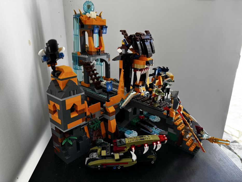 Lego legends of Chima, lion temple, 70010 sem caixa e sem manual