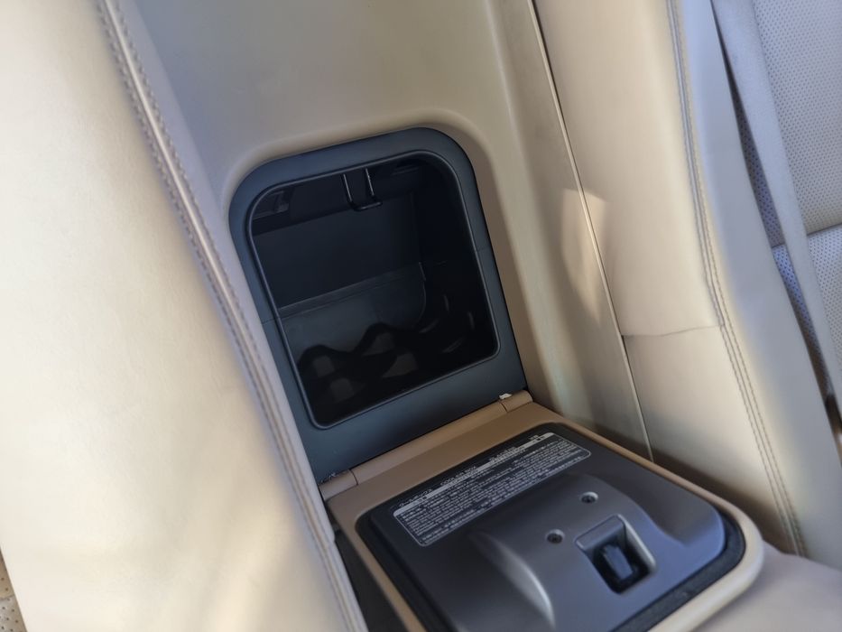 Срочно Продам  Lexus LS 460.