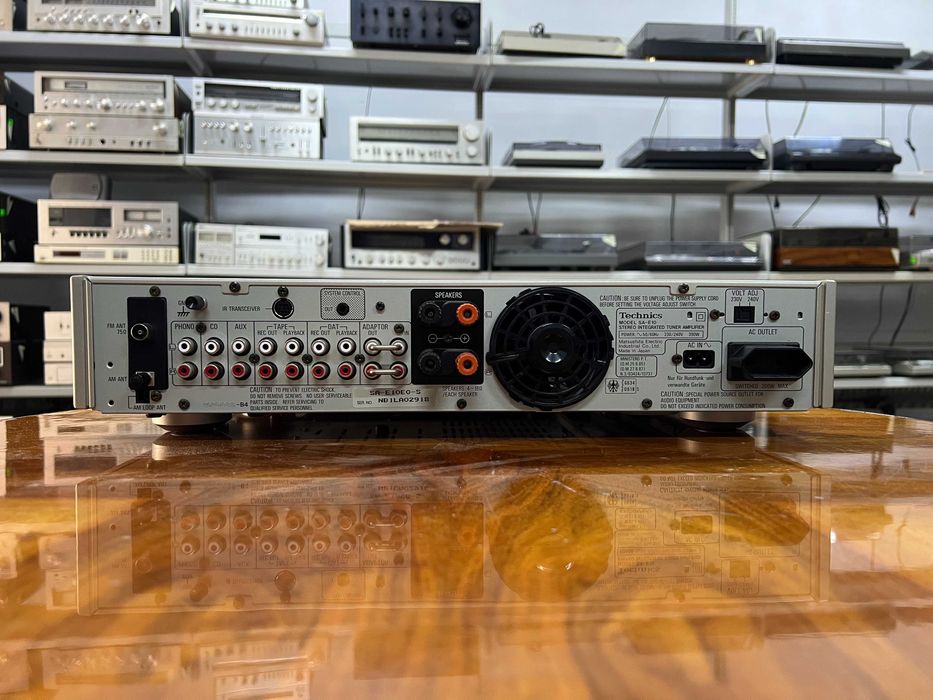 Amplituner Technics SA-E10 Audio Room