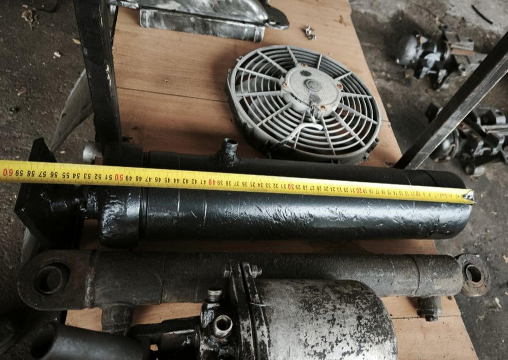 Гідроциліндр циліндр підйому кузова Газ САЗ Зіл КамАЗ МАЗ причеп