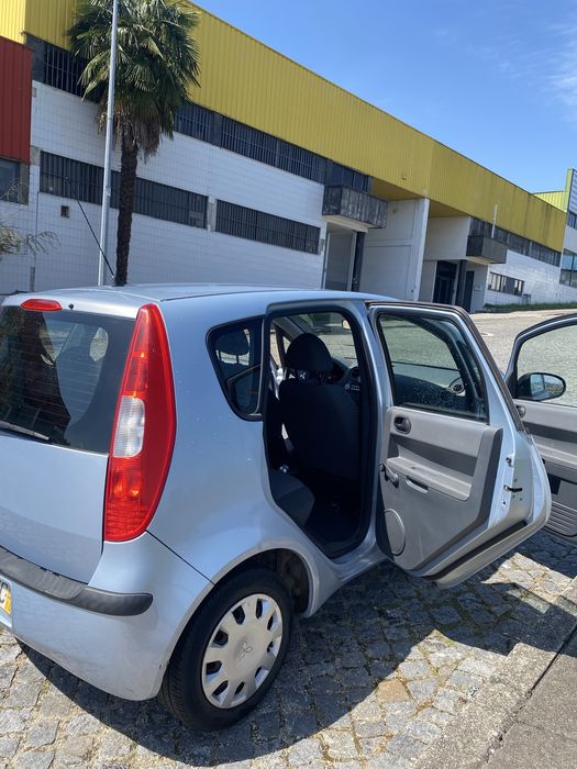 Mitsubishi Colt 2004