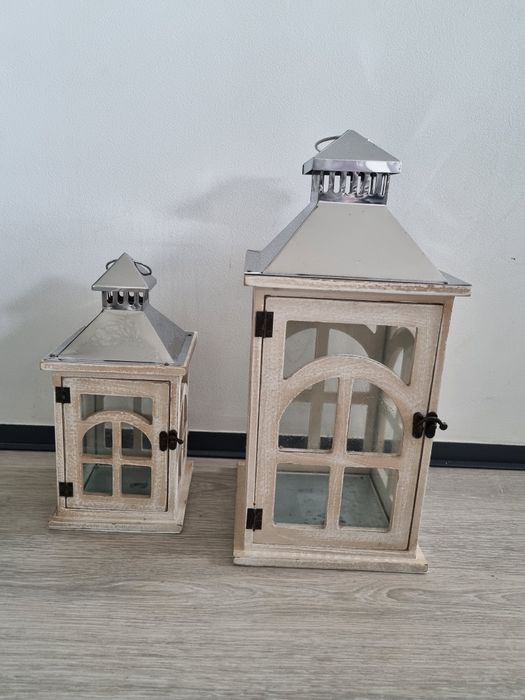 2 decorações madeira e metal