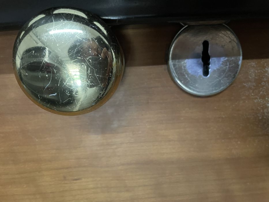 Porta Blindada com aro e chaves