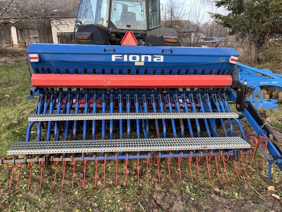 Agregat uprawowo siewny 3m.