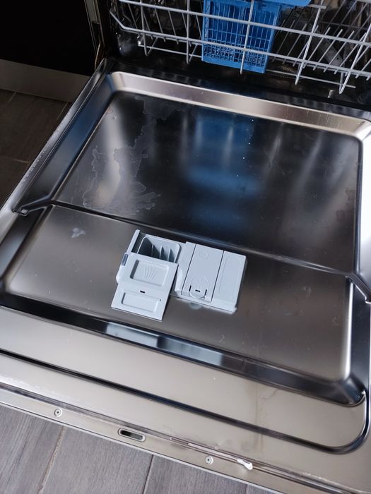 Máquina de lavar loiça INDESIT