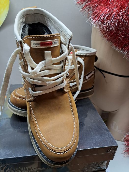 Продам чоловічі ботінки.