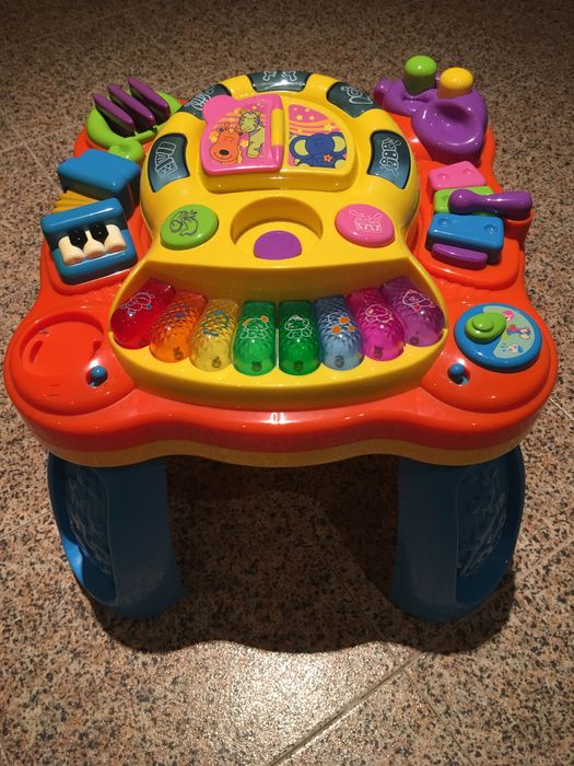 Mesa musical de actividades toysrus
