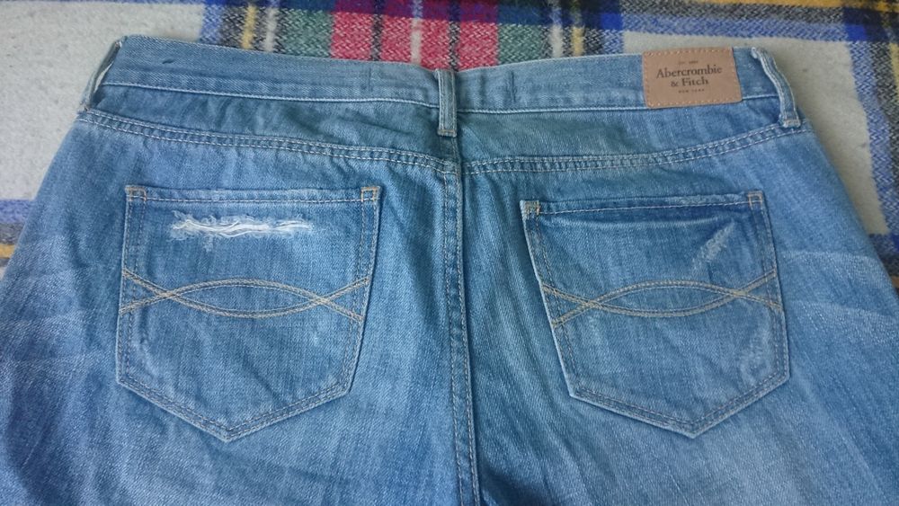 Spodenki jeans Abercrombie & Fitch model Erin denim A&F