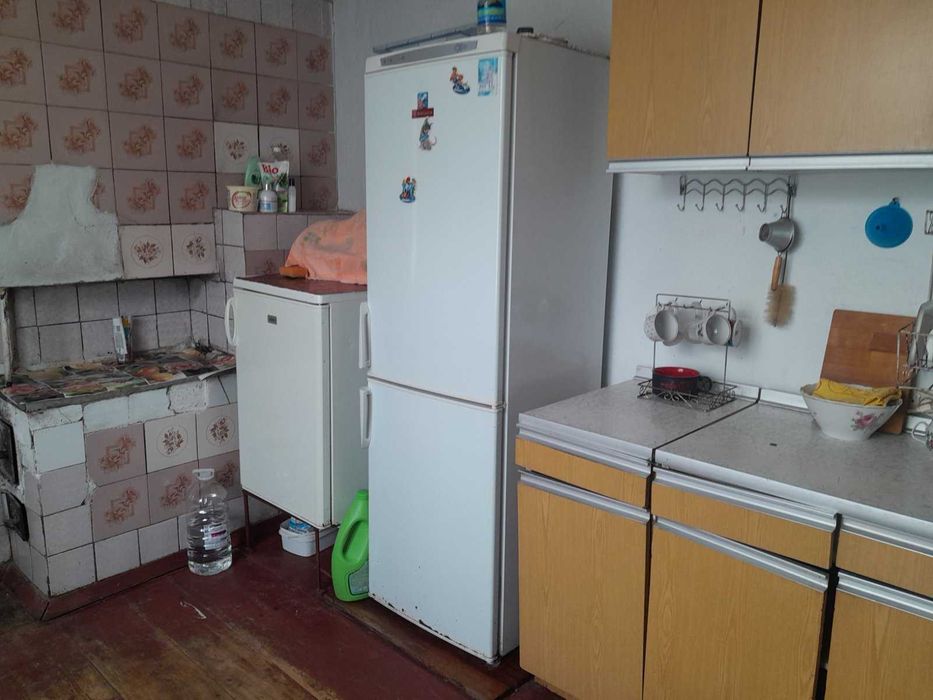 Продається будинок 64 м2 з господарськими будівлями, 40 сот. землі