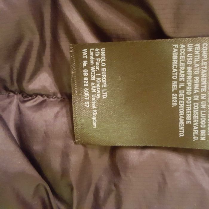 Ультралегка жіноча пухова куртка  з капюшоном UNI QLO   довга.