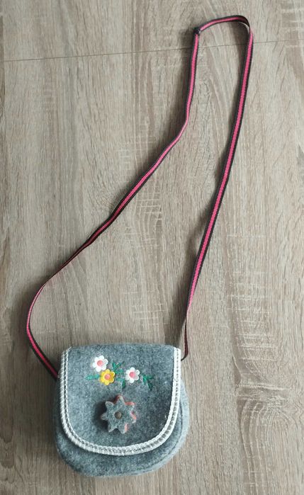 Torebka w stylu folkowym mała