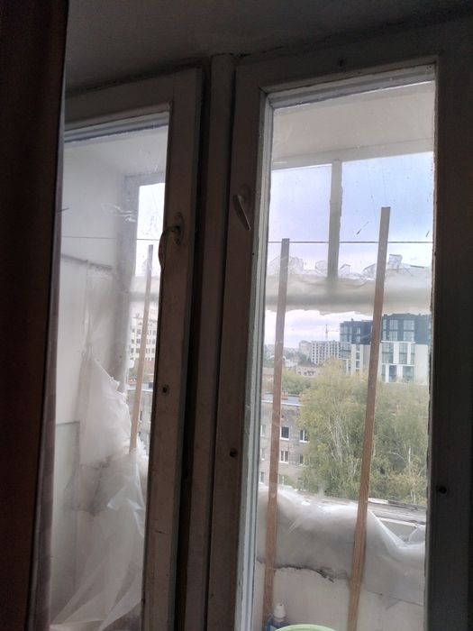 Продається 4х кімнатна квартира в цегляному будинку