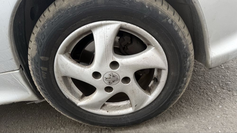 Peugeot 206 SW 1.4 gasolina viatura pra venda de peças