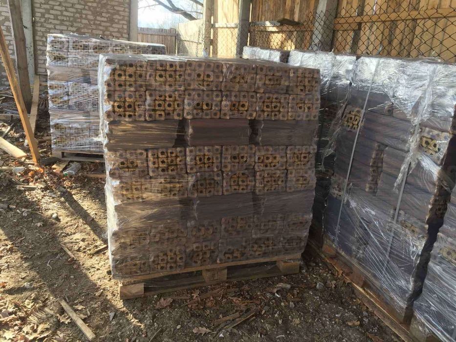 Продам паливні брикети