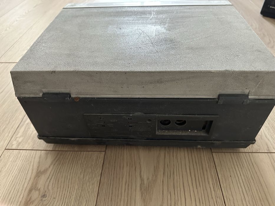 Magnetofon szpulowy Grundig