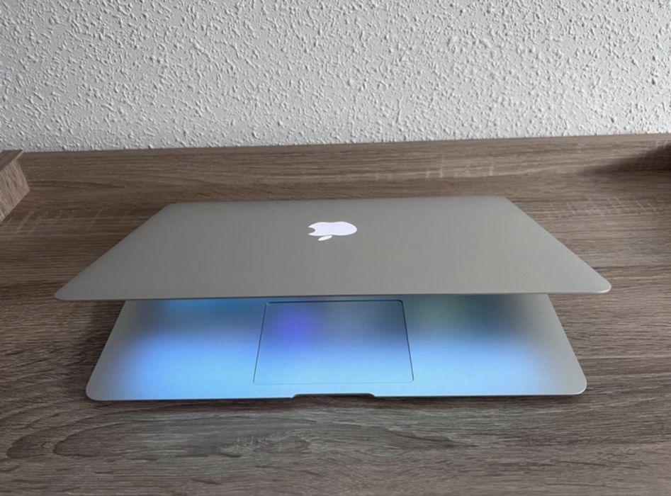Vendo MACBOOK AIR 2017