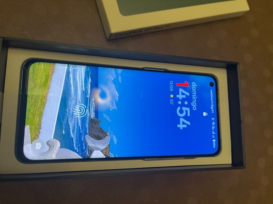 OnePlus 10 pro 5GB