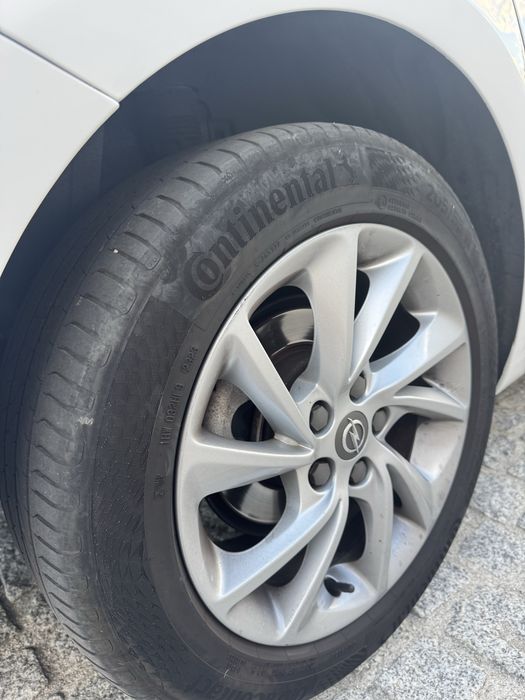 Opel Astra Sports Tourer — fotografia 7