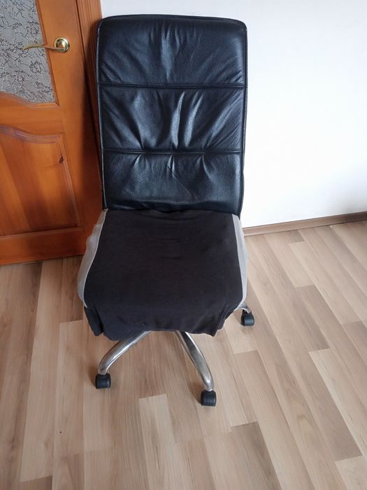 Продається крісло