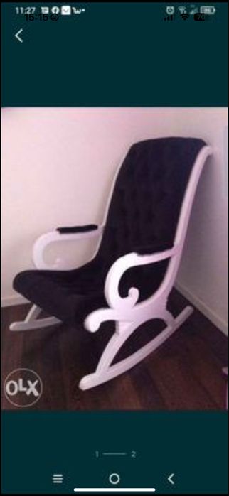 Cadeirao antigo em tecido