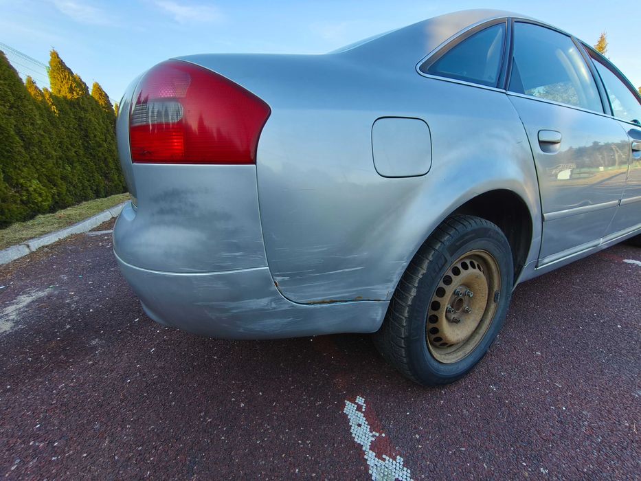 Audi sedan A6 C5