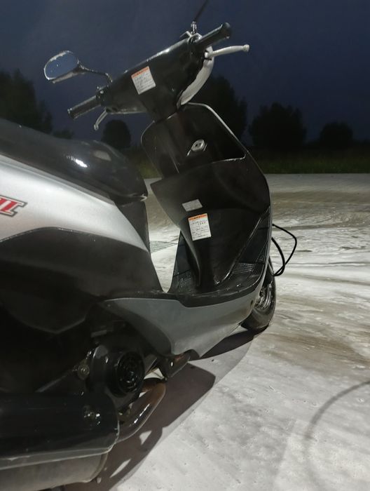 Продаю Suzuki lets 2