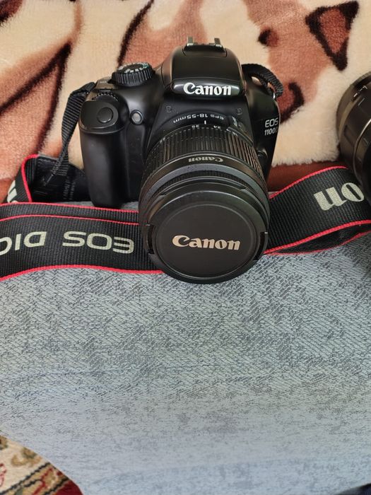 Canon EOS 1100 D