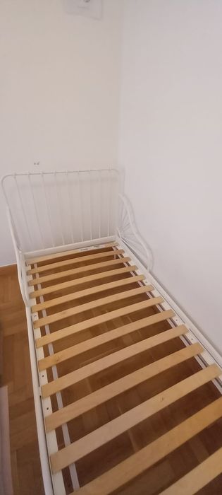 Cama de solteiro IKEA