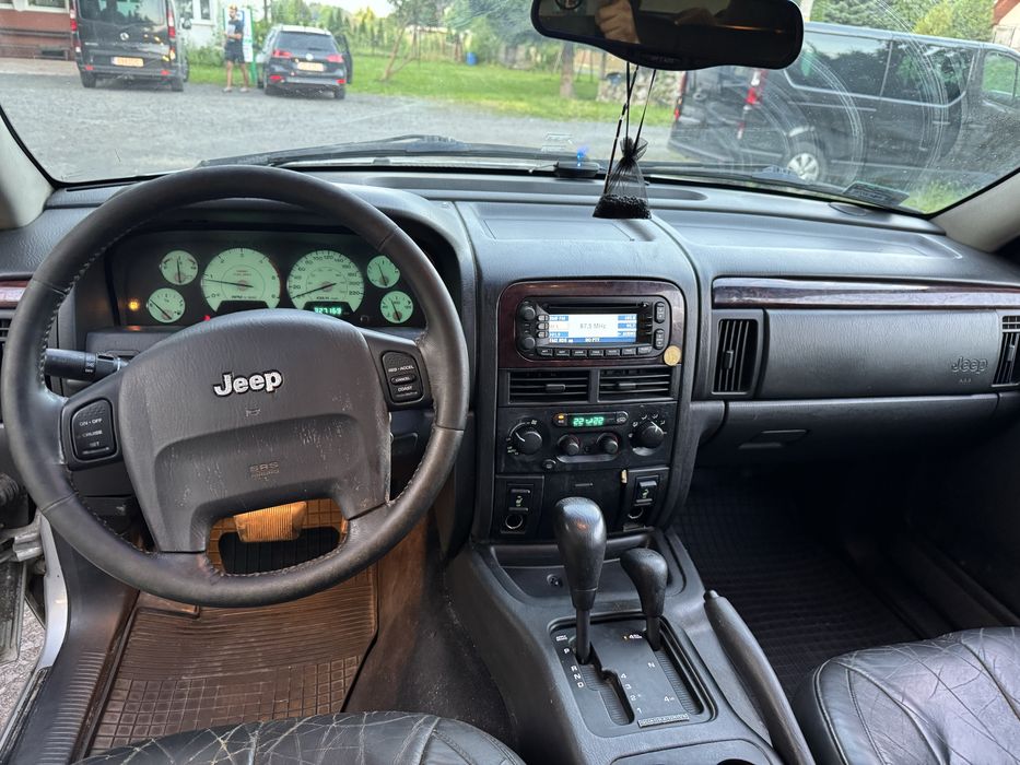 Продам Jeep Grand Cherokee