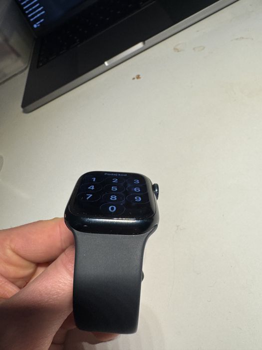 Apple Watch Series 8 41mm GPS + Cellular