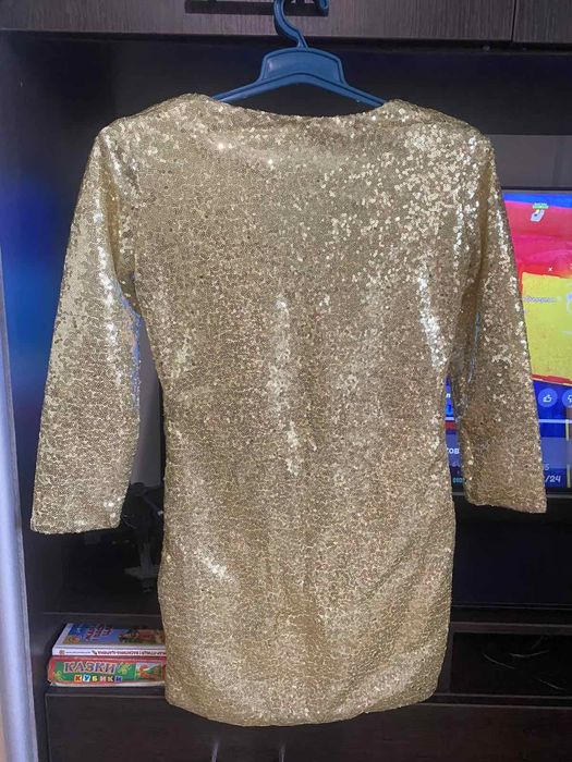 Продам нову сукню XS