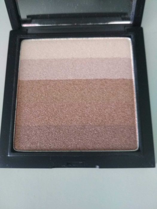 Maquilhagem 5=20€ variada de marca e nova TUDO=30€