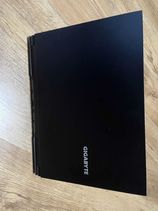 Gigabyte G6 i7 32gb ram