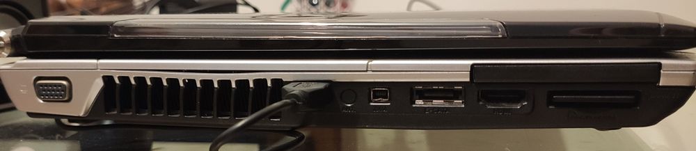 230€ - Portátil ASUS ROG G50V