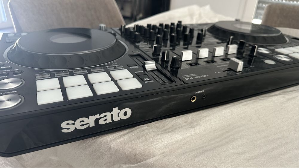 Pionner DDJ-1000SRT