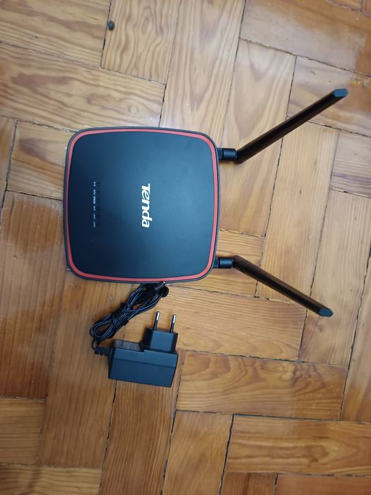 Router tenda 300 Mbps425652350029015042