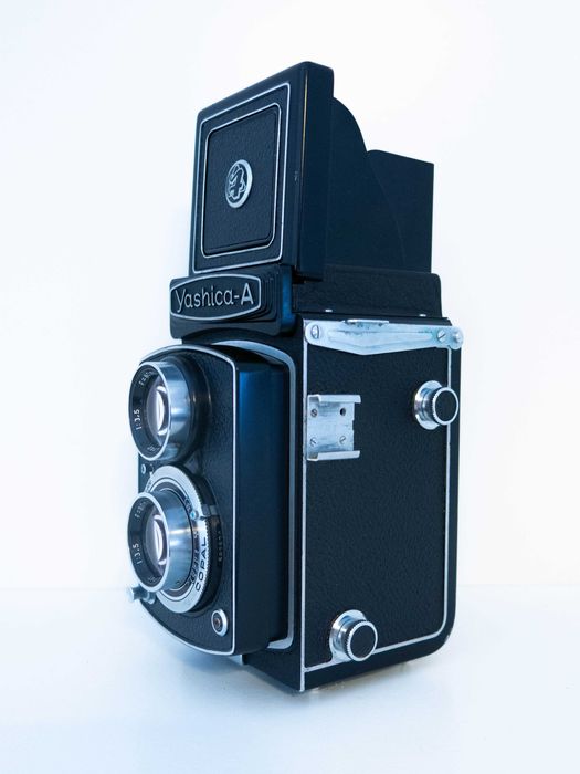 Câmara Analógica TLR Yashica A - Médio Formato
