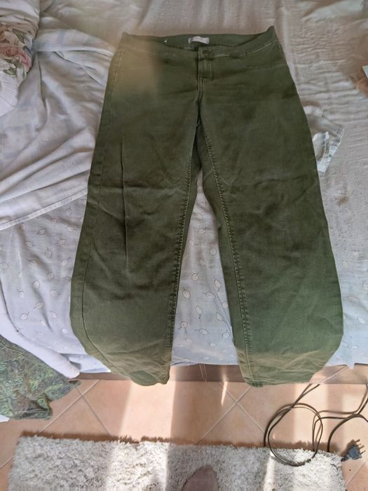 Calças verdes senhora