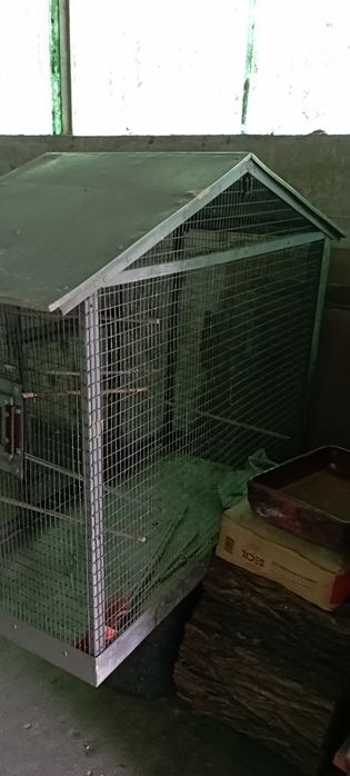 Venda de gaiola em alumínio