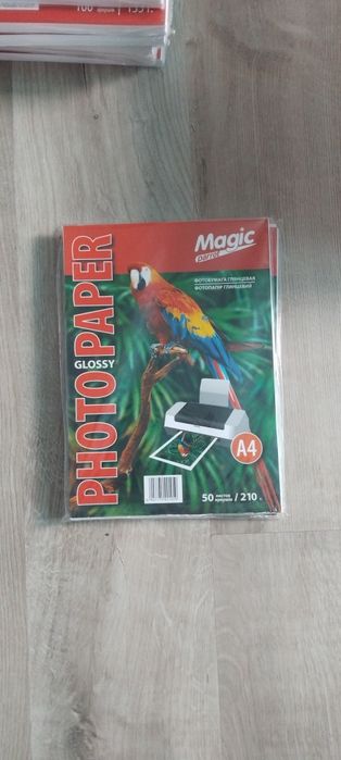 Глянцевий фотопапір фотобумага A4 135 грам 100лис. А3