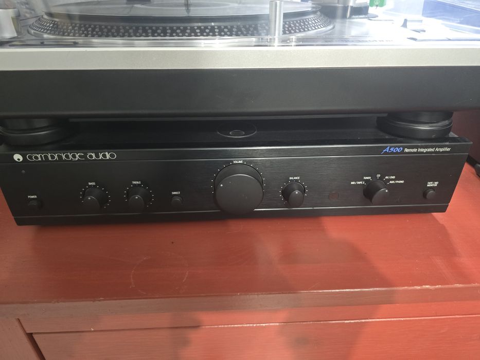 Legendarny Brytyjski Wzmacniacz Cambridge Audio a500