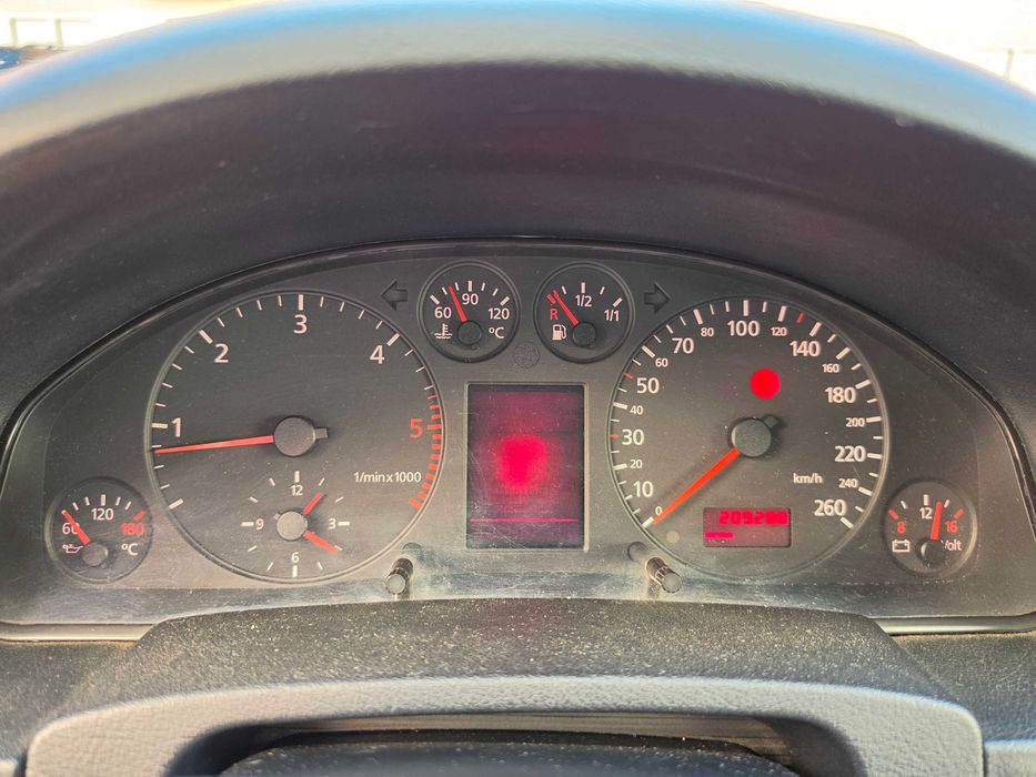 Audi A6 2.5 TDi 150 cv