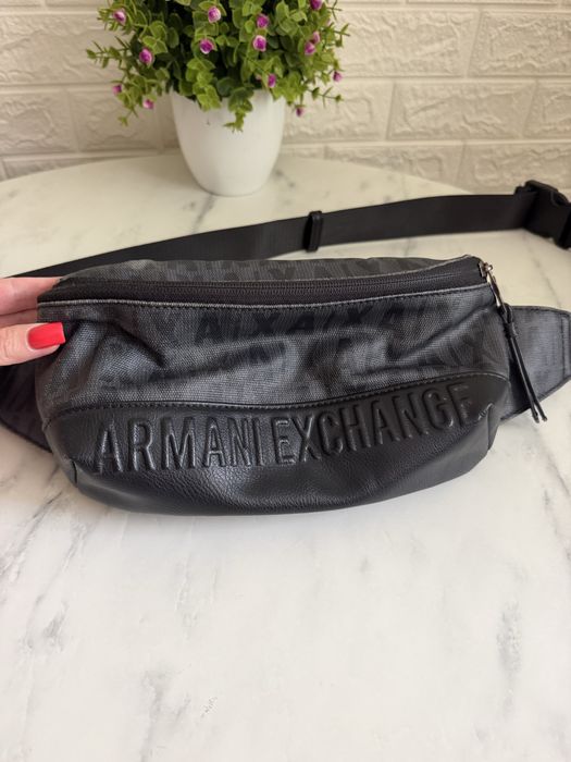 Сумка через плечо еа пояс бананка Armani Exchange оригинал Армани