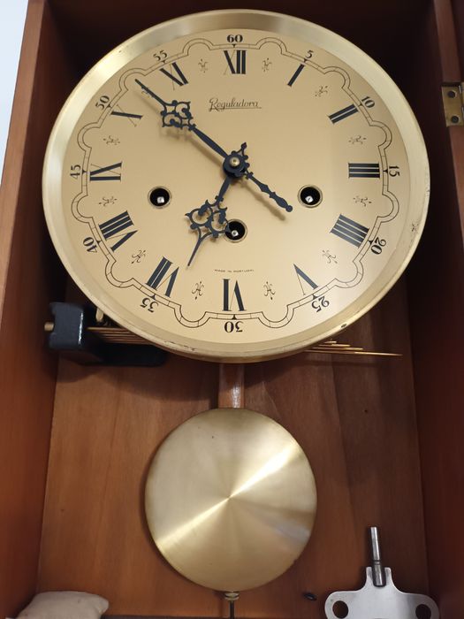 Relógio parede Reguladora